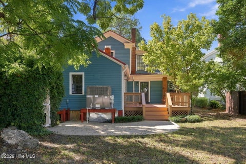 Tiny photo for 206 E 2nd Street, Washington, NC 27889 (MLS # 100607488)