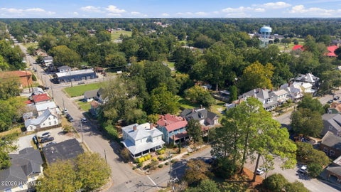 Tiny photo for 206 E 2nd Street, Washington, NC 27889 (MLS # 100607488)