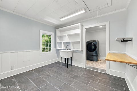 Tiny photo for 206 E 2nd Street, Washington, NC 27889 (MLS # 100607488)