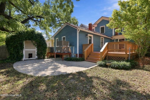 Tiny photo for 206 E 2nd Street, Washington, NC 27889 (MLS # 100607488)