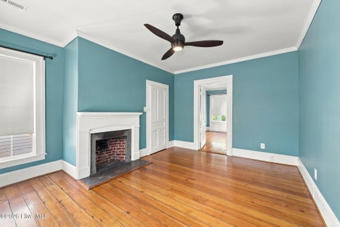 Tiny photo for 206 E 2nd Street, Washington, NC 27889 (MLS # 100607488)