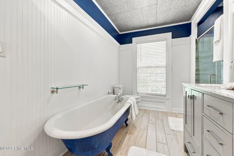 Tiny photo for 206 E 2nd Street, Washington, NC 27889 (MLS # 100607488)