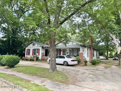 Multifamily For Sale - 409-411 N Charlotte Street<br/> Washington, NC 27889