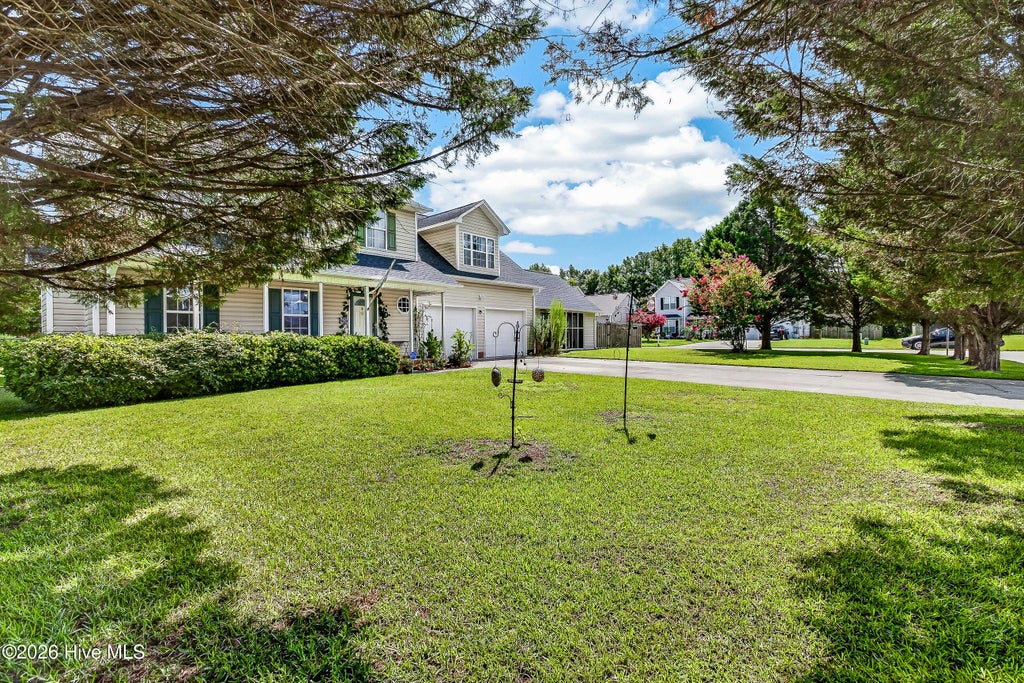 Photo of 300 Pommel Court, Jacksonville, NC 28540 (MLS # 100594930)