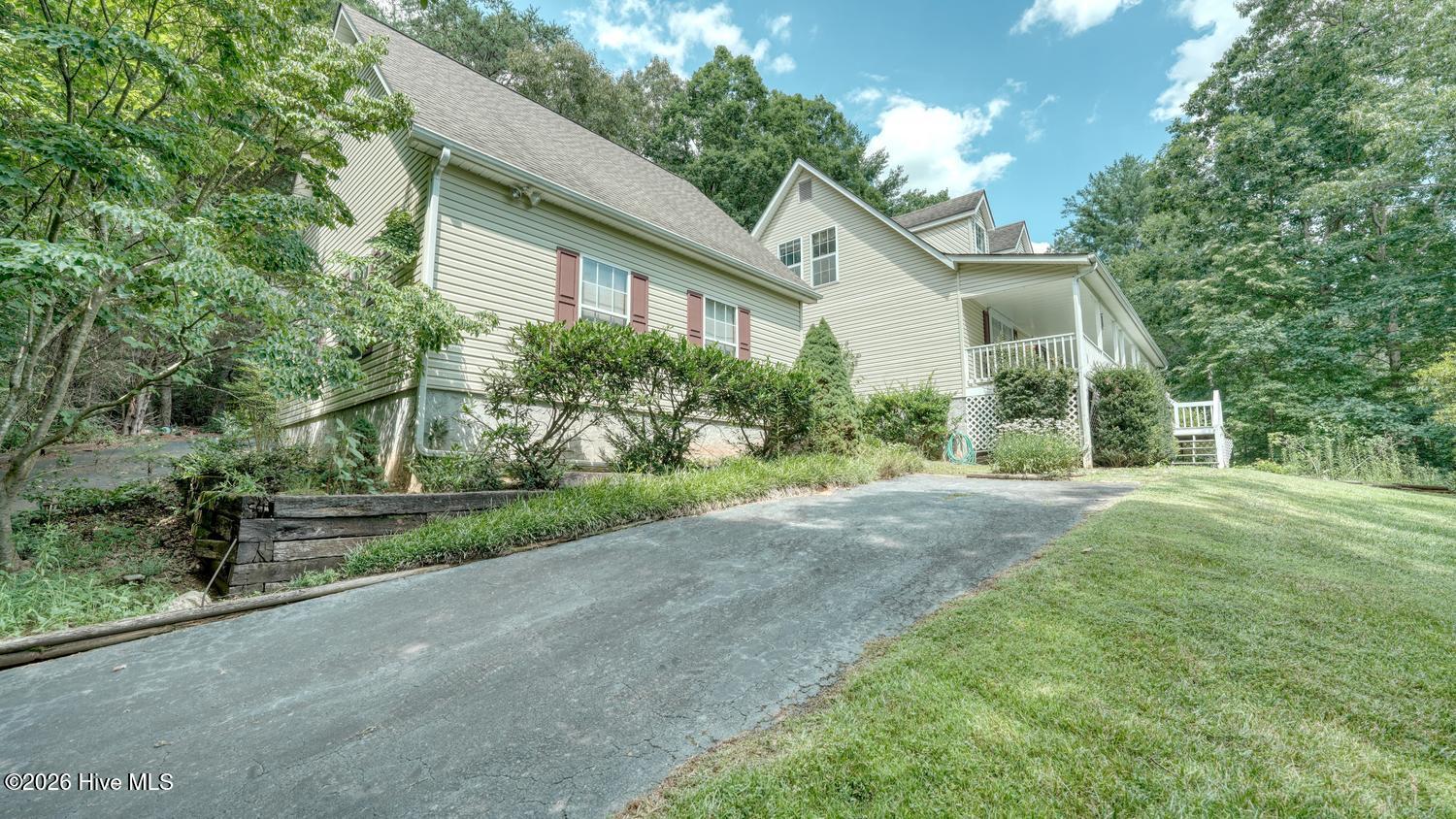 16 Souther Ridge Connector