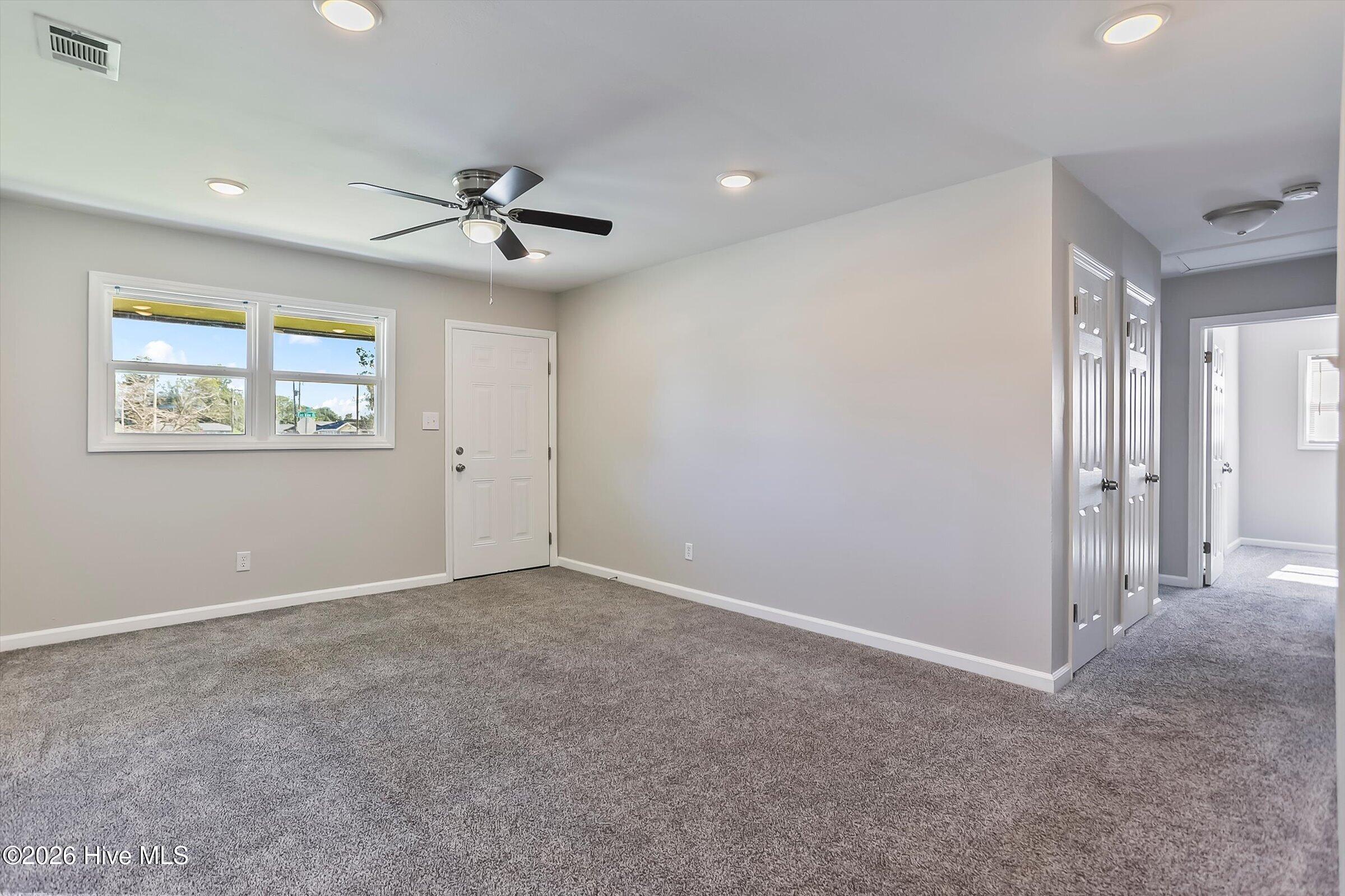 315 E View Drive