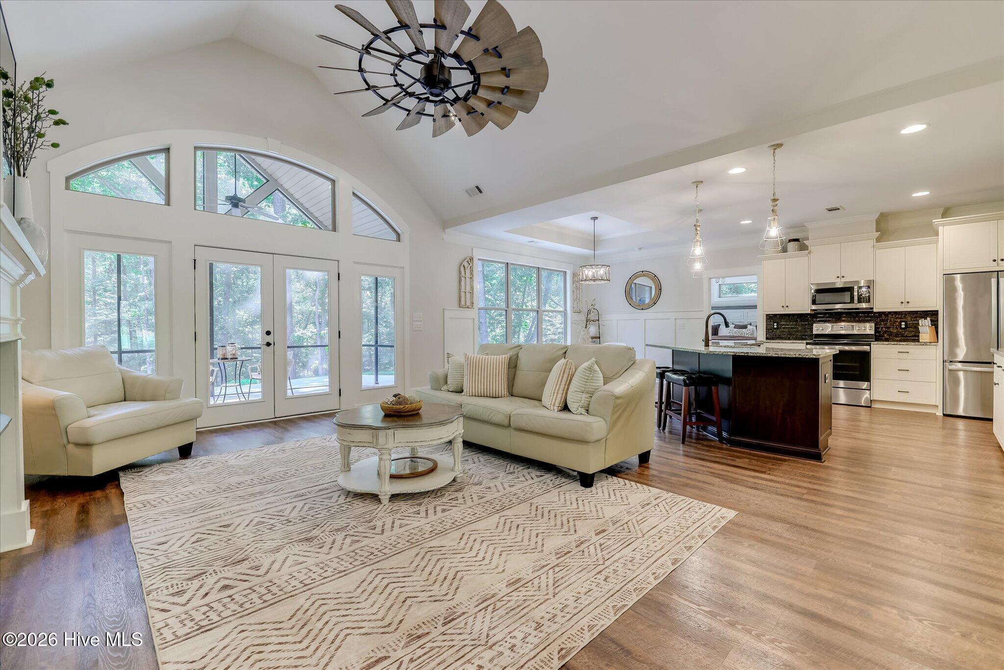 223 Candlewick Loop