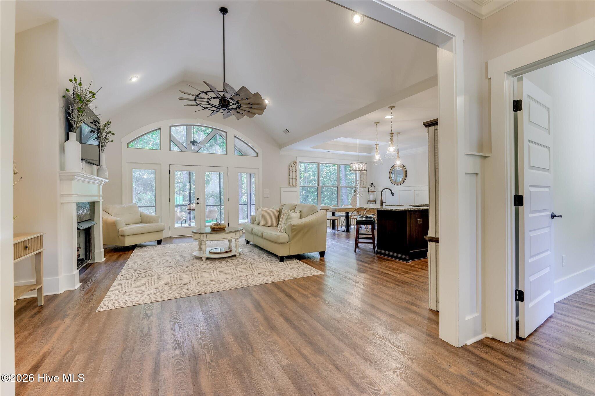 223 Candlewick Loop