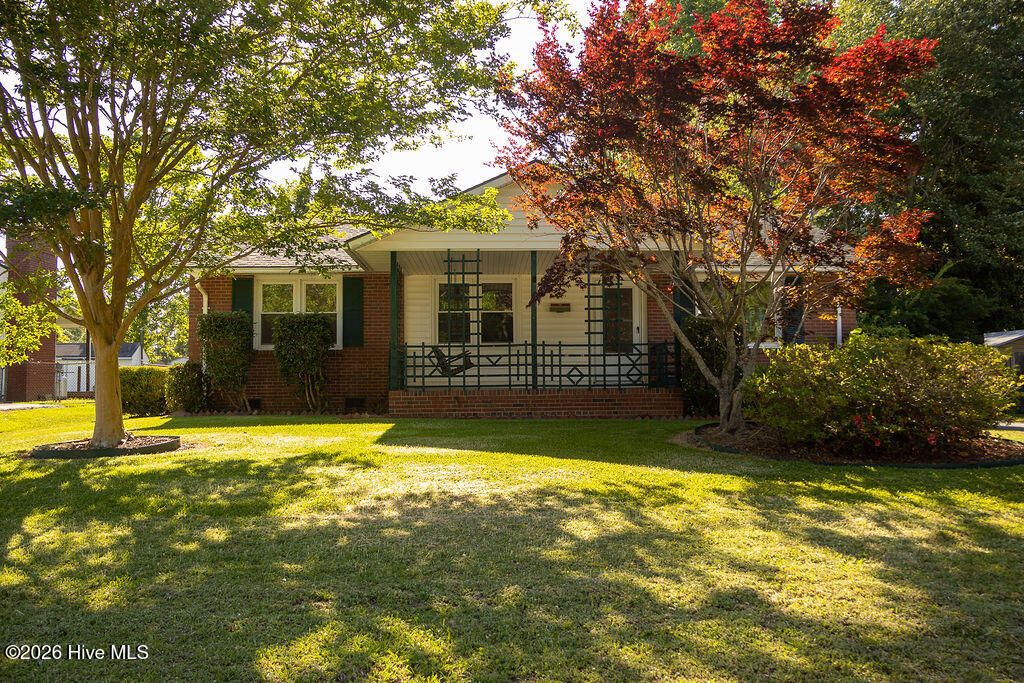 Photo of 1103 River Street, Jacksonville, NC 28540 (MLS # 100576454)