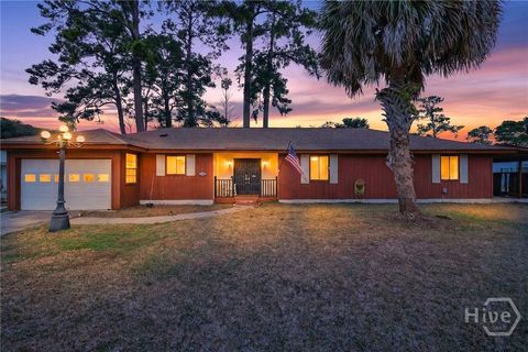 Property photo of 206 e point drive, savannah, GA 31410