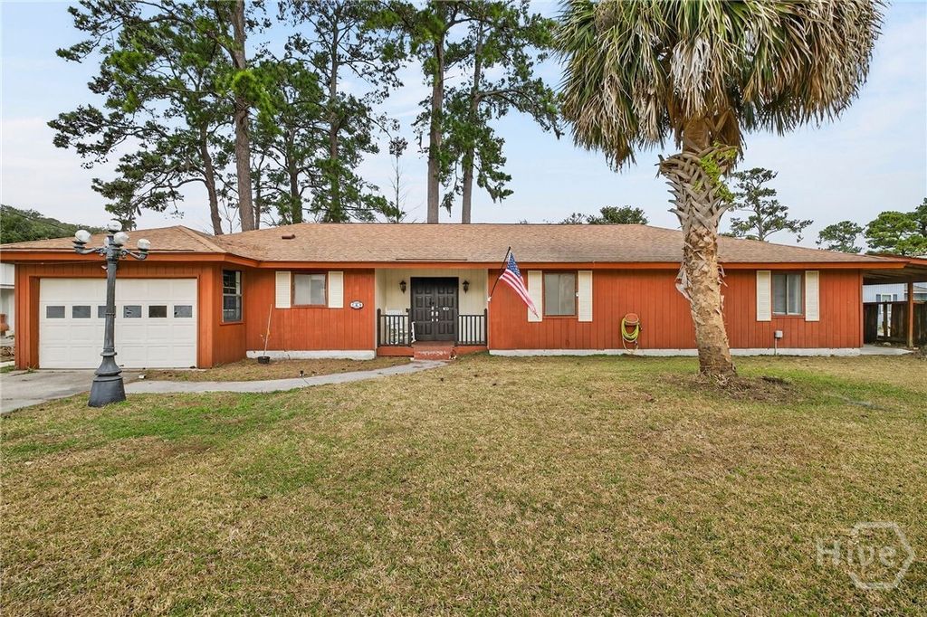 Photo of 206 E Point Drive, Savannah, GA 31410 (MLS # SA350138)