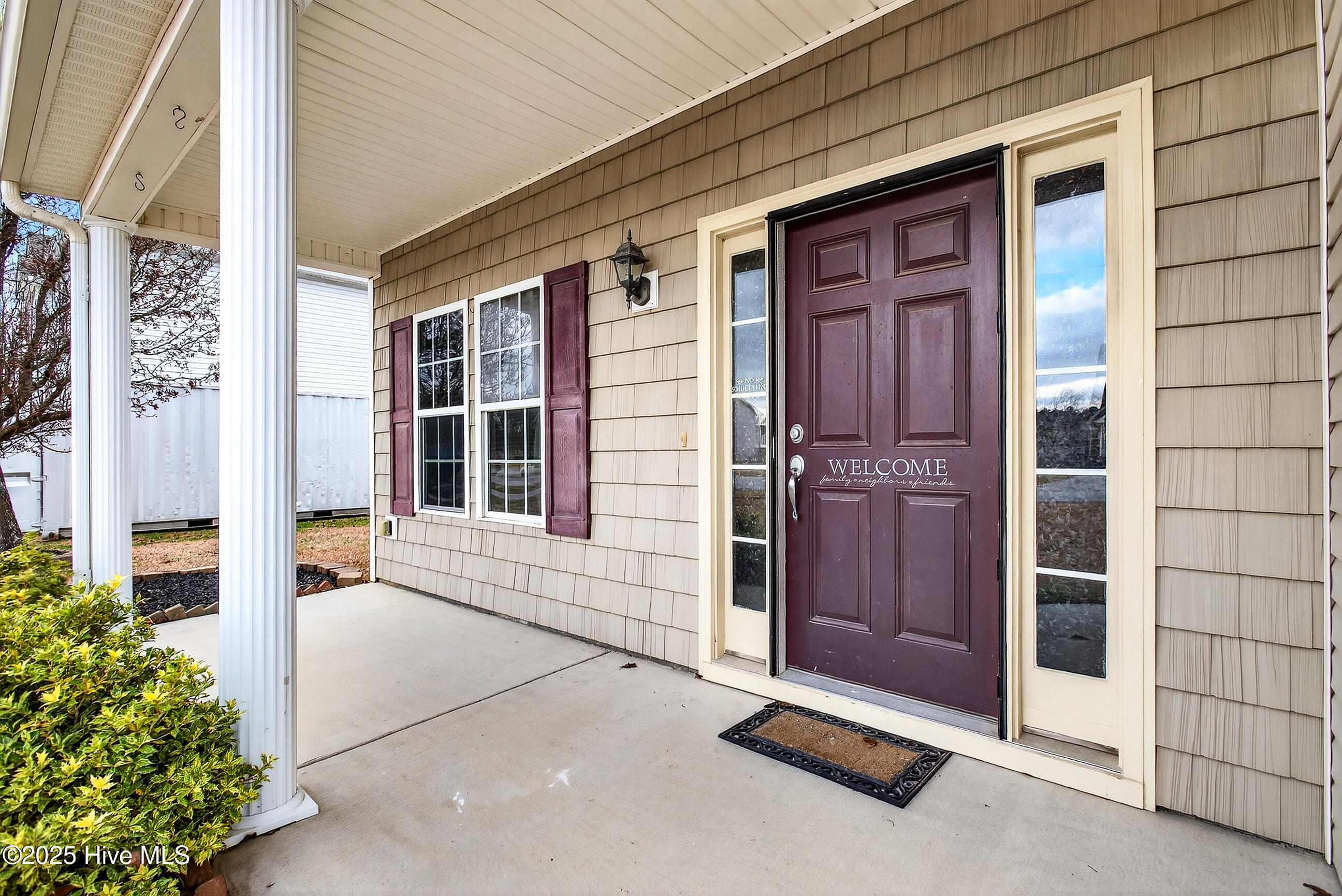 108 Woods Run Circle