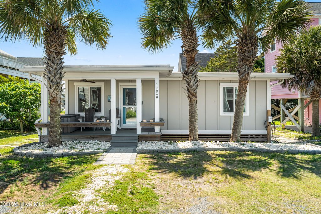 Photo of 105 High Point Avenue, Surf City, NC 28445 (MLS # 100576050)