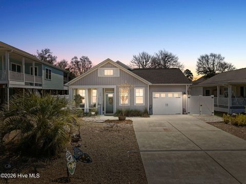 Homes For Sale - 140 NE 16th Street<br/> Brunswick County, Oak Island, NC 28465