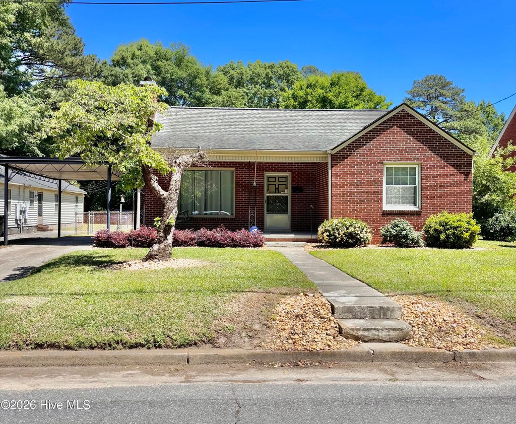 Photo of 108 S Oleander Avenue, Goldsboro, NC 27530 (MLS # 100574561)