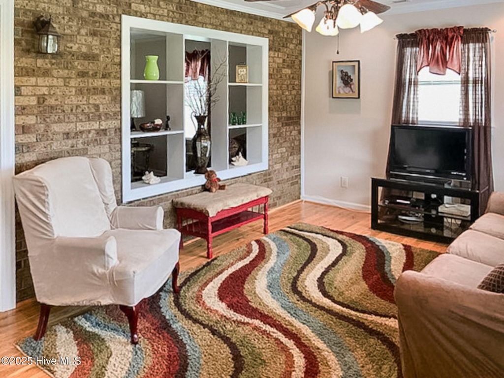 Photo of 302 Jamestown Road, Windsor, NC 27983 (MLS # 100520936)