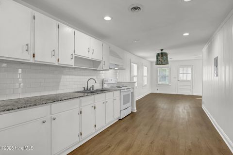 Tiny photo for 124 Ocean View Avenue, Kure Beach, NC 28449 (MLS # 100571028)