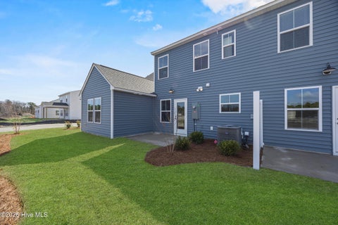 Tiny photo for 62 W Pioneer Way #121, Hampstead, NC 28443 (MLS # 100591614)