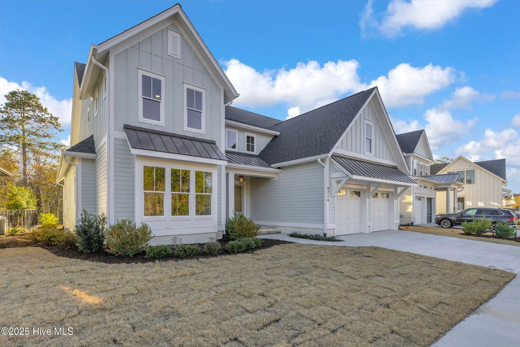 Photo of 4214 Watersail Drive #157, Wilmington, NC 28409 (MLS # 100543726)