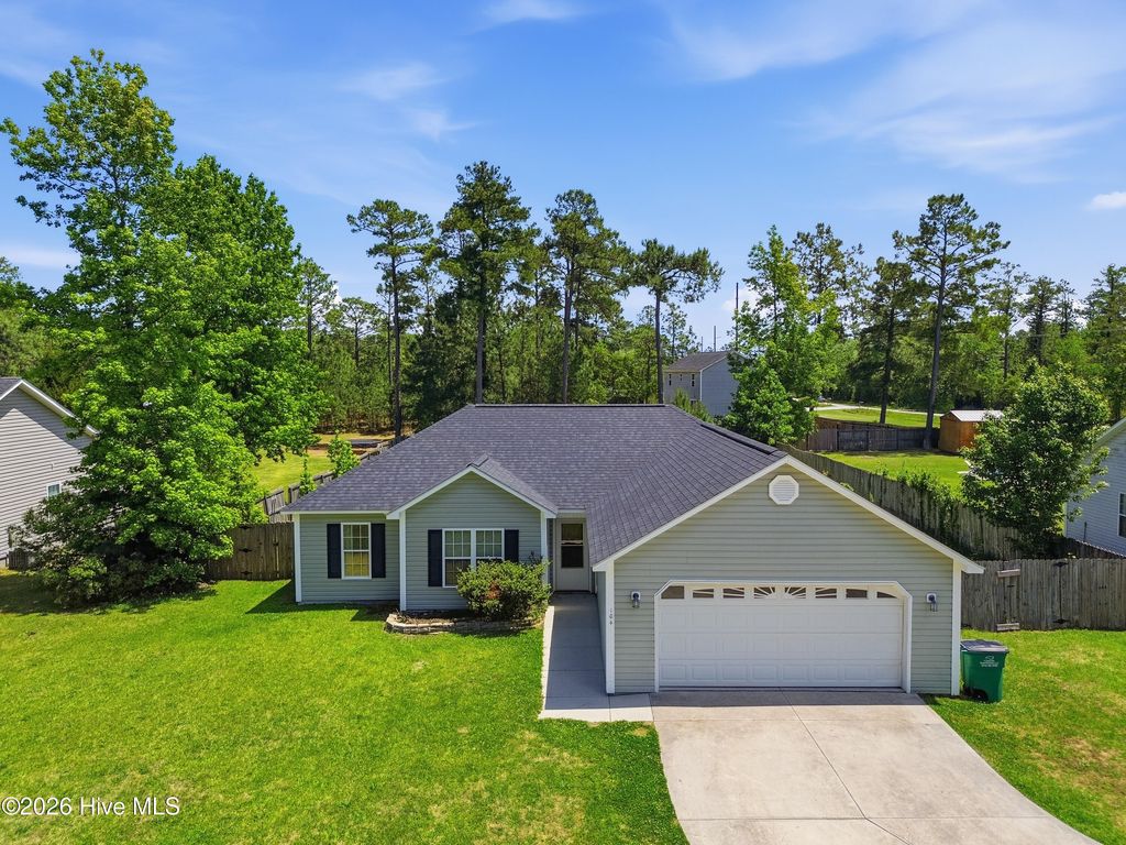 Photo of 104 Van Riggs Road, Hubert, NC (MLS # 100572869)