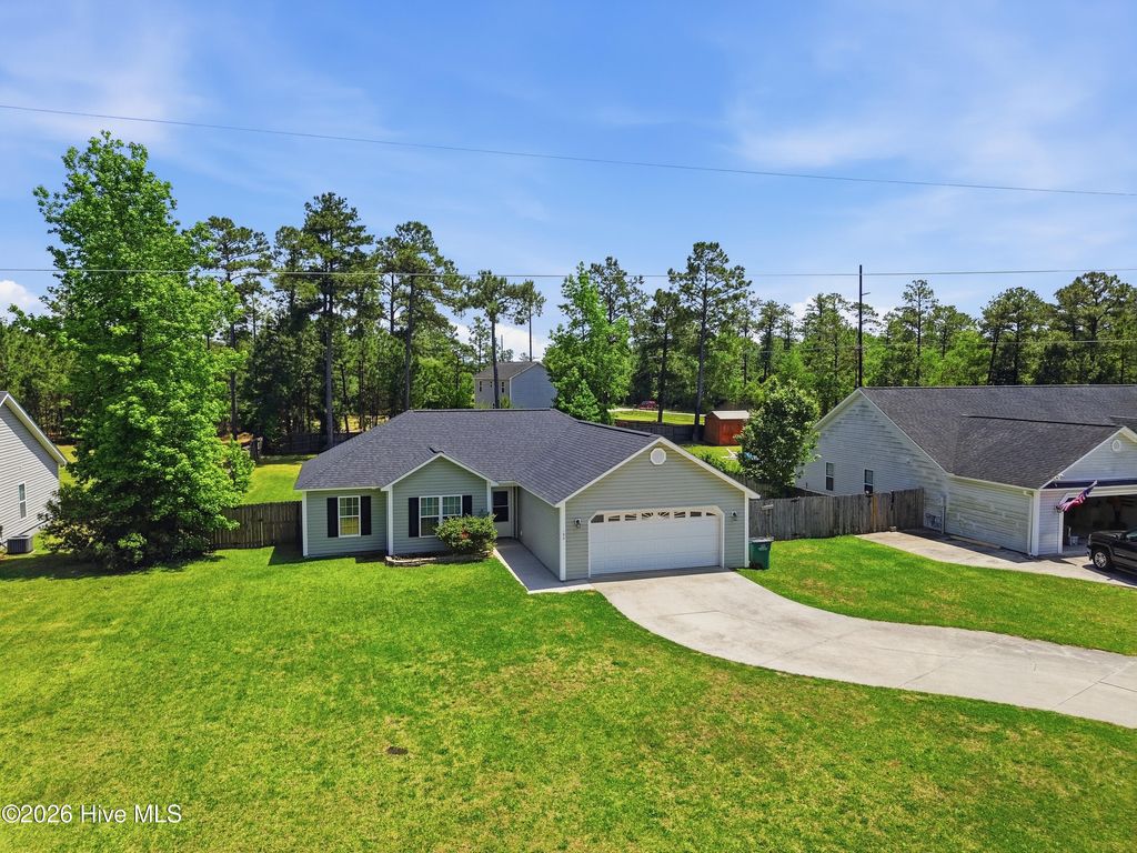 Photo of 104 Van Riggs Road, Hubert, NC (MLS # 100572869)