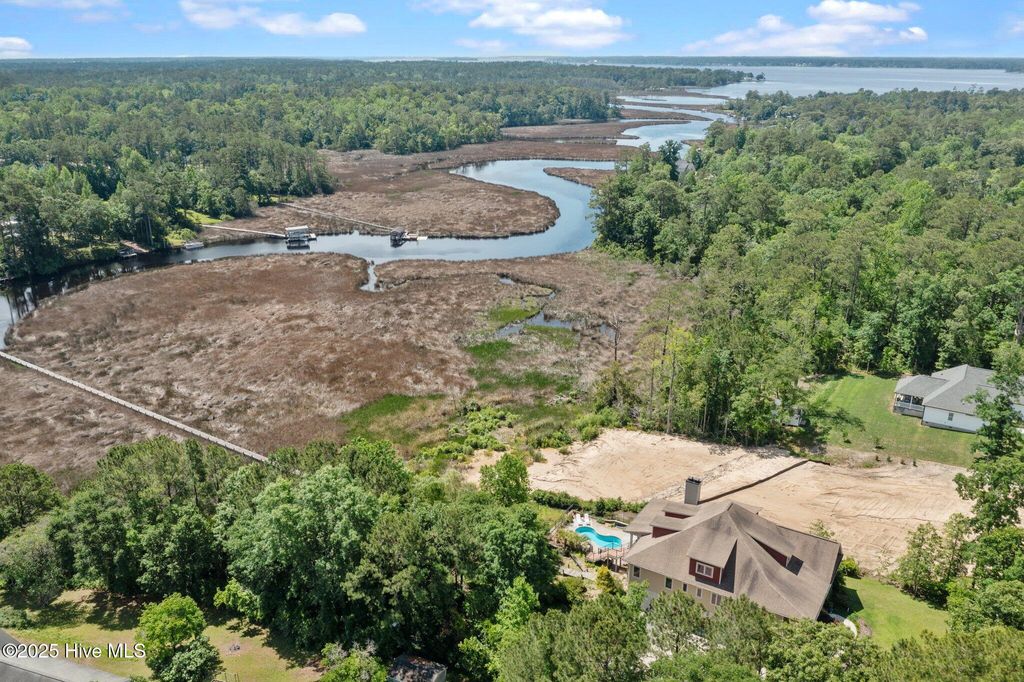 Photo of 240 White Oak Bluff Road, Stella, NC 28582 (MLS # 100509174)