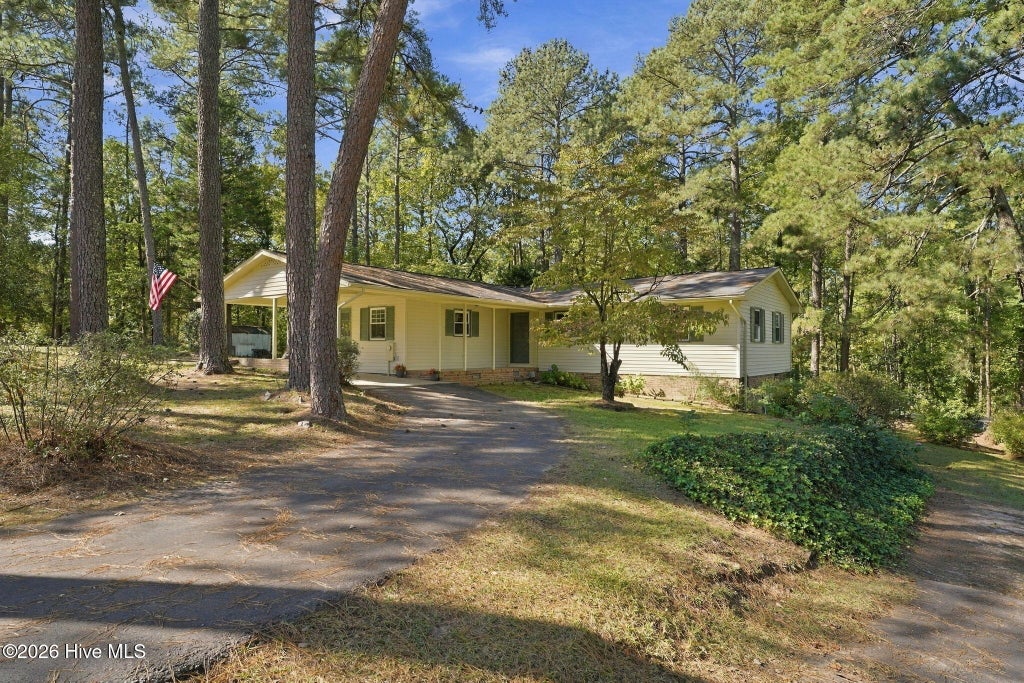 Photo of 103 Edinburgh Drive, Carthage, NC 28327 (MLS # 100612760)