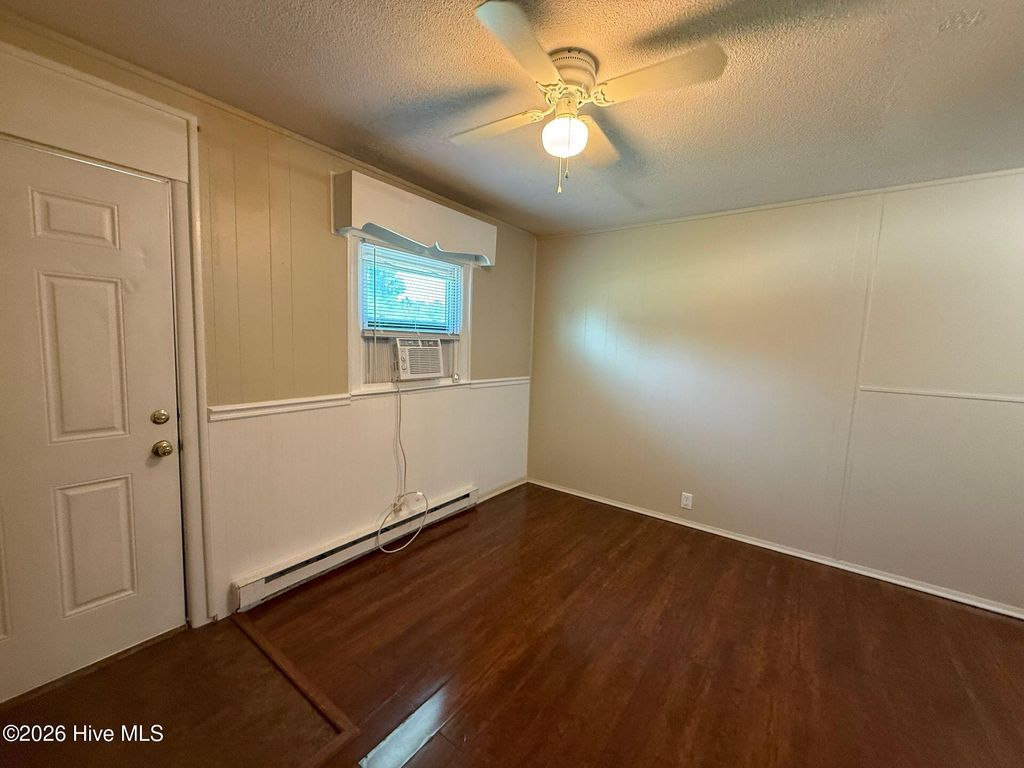 Photo of 165 Lakewood Drive #J, Jacksonville, NC 28546 (MLS # 100569056)