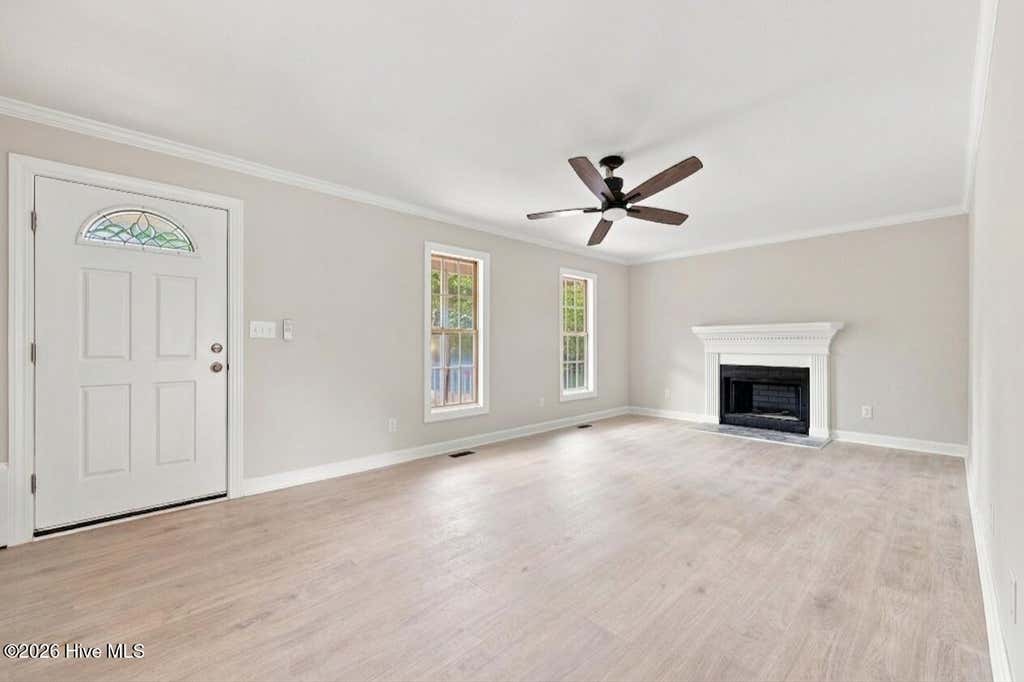 Photo of 810 Sutter'S Place Drive, Winterville, NC 28590 (MLS # 100597713)