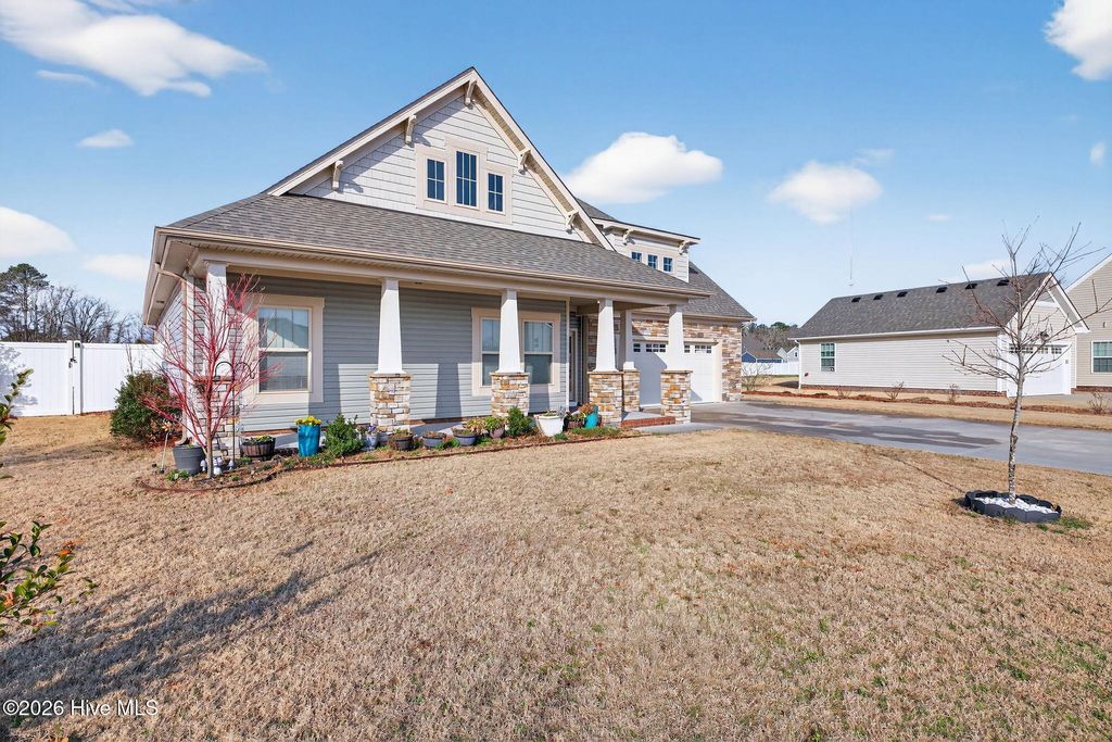 Photo of 106 Snoozy Manor Lane, Moyock, NC 27958 (MLS # 100573270)