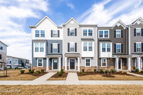 Townhouse For Sale - 108 Fost Boulevard<br/> Moyock, NC 27958