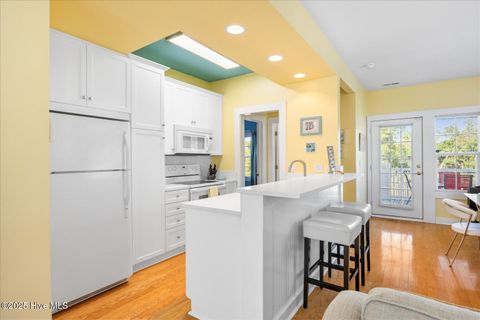 Tiny photo for 2304 Wrightsville Avenue #Apt 206, Wilmington, NC 28403 (MLS # 100540779)