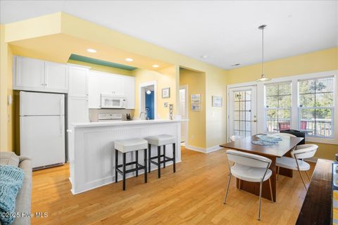 Tiny photo for 2304 Wrightsville Avenue #Apt 206, Wilmington, NC 28403 (MLS # 100540779)