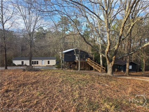 Homes For Sale - 549 Garrett Road<br/> Demorest, GA 30535