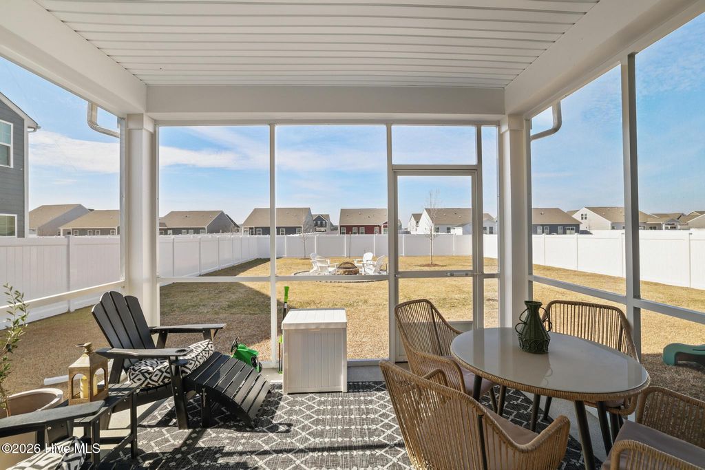 Photo of 306 Miriam Drive E, Moyock, NC 27958 (MLS # 100555267)