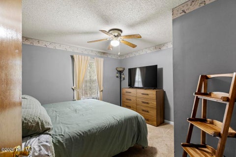 Tiny photo for 509 Maize Court, Hubert, NC 28539 (MLS # 100603132)