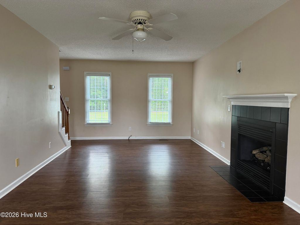 Photo of 126 Edgewater Road, Washington, NC 27889 (MLS # 100577052)