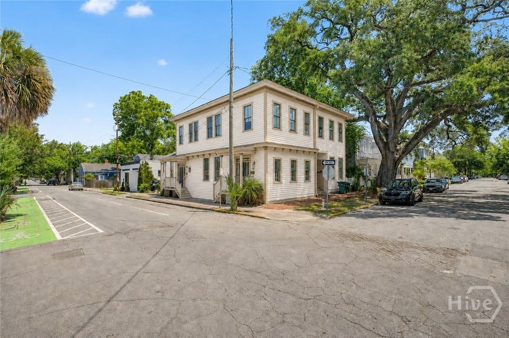 Photo of 1116 Lincoln Street, Savannah, GA 31404 (MLS # SA356347)