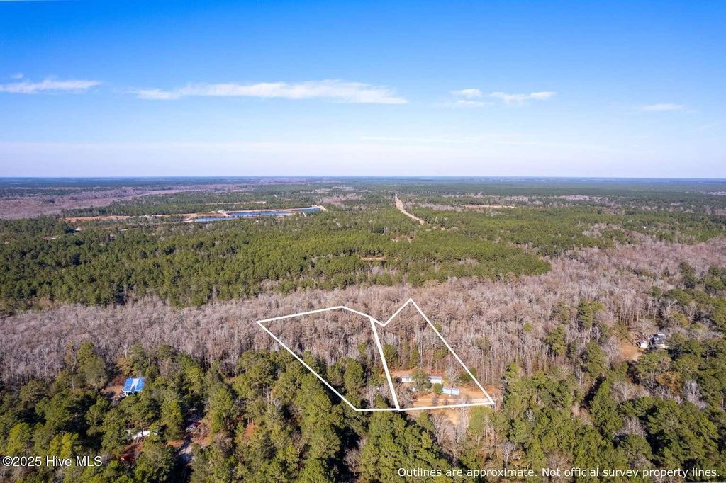 Photo of 140 Red Hawk Lane, Rocky Point, NC 28457 (MLS # 100544981)