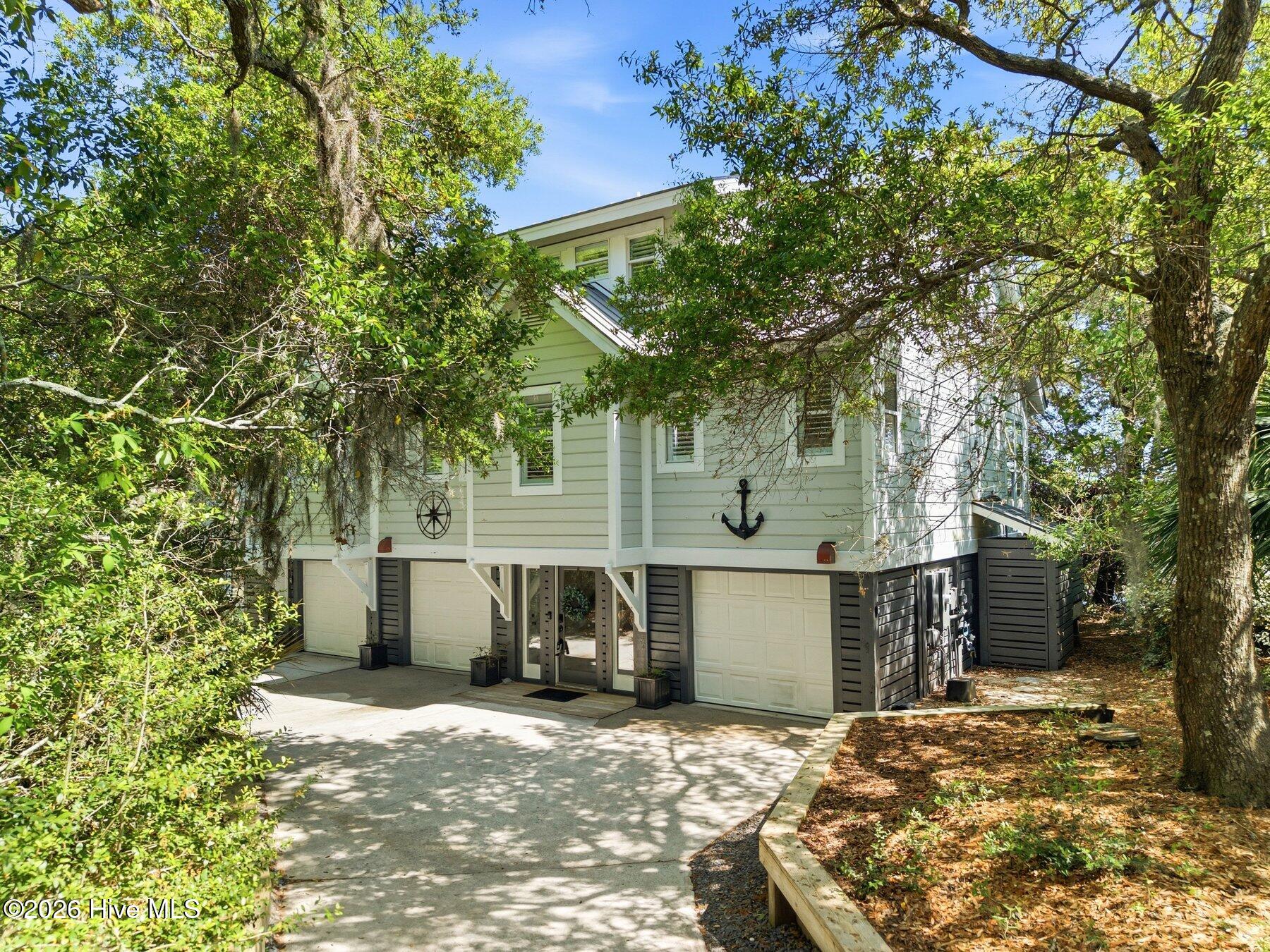 103 N Bald Head Wynd