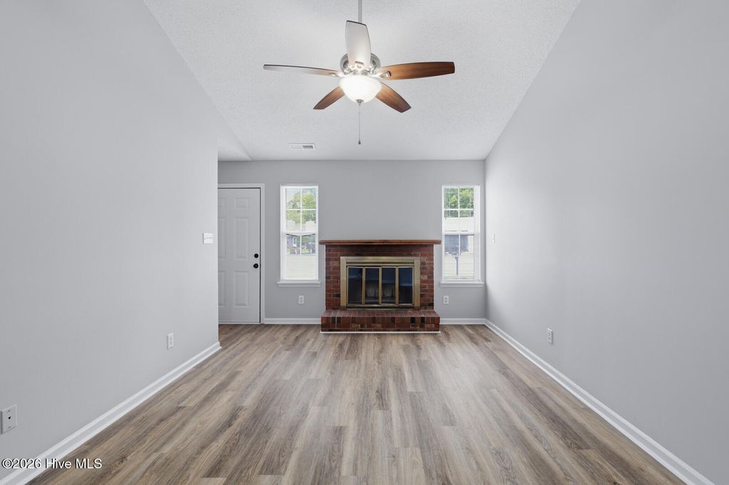 Photo of 112 Glenside Court, Midway Park, NC 28544 (MLS # 100572002)