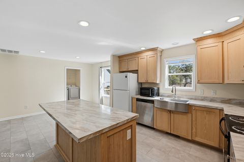 Tiny photo for 858 Wildwood Circle, Hampstead, NC 28443 (MLS # 100561337)