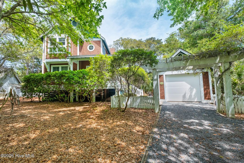 Photo of 23 Dowitcher Trail, Bald Head Island, NC 28461 (MLS # 100567866)