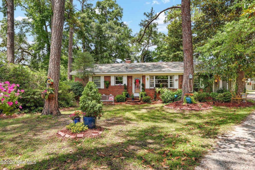 Photo of 6323 Wrightsville Avenue, Wilmington, NC 28403 (MLS # 100578480)