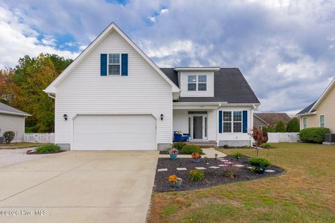 Photo of 1106 Woods Court, Morehead City, NC 28557 (MLS # 100559543)