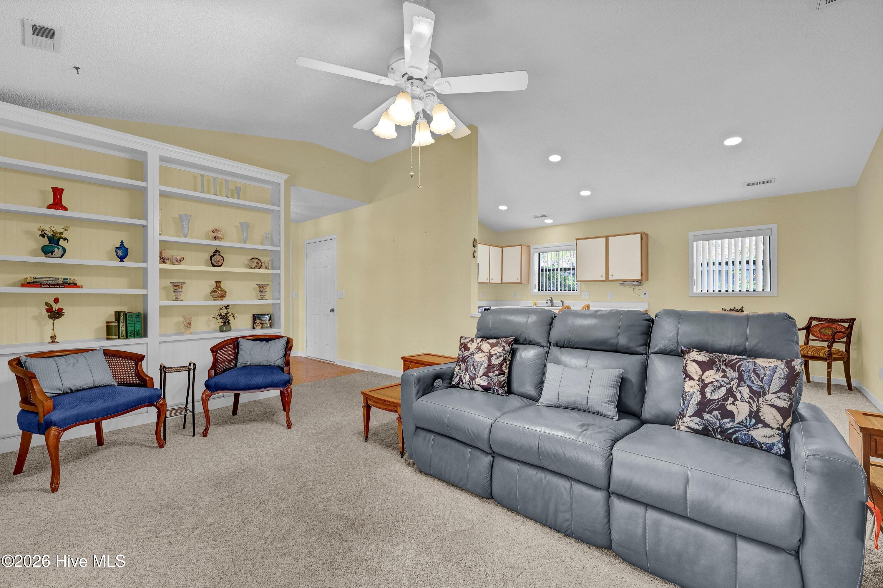 7412 Ridgeview Place