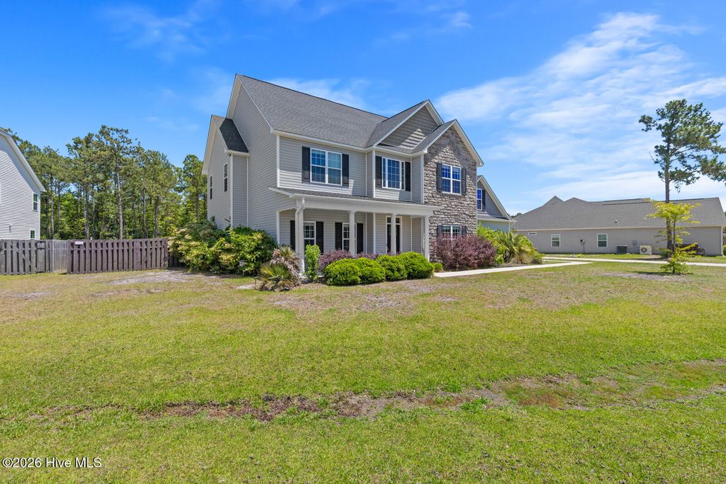 Photo of 606 Prospect Way, Sneads Ferry, NC 28460 (MLS # 100576745)