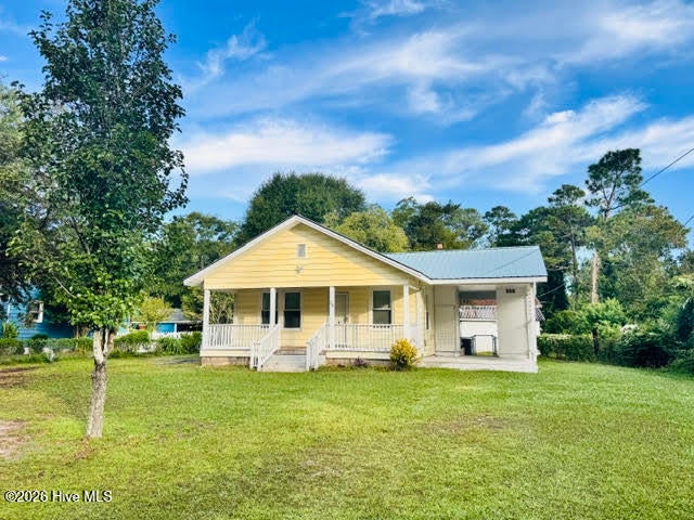 Photo of 26 Silver Lake Road, Wilmington, NC 28412 (MLS # 100600085)