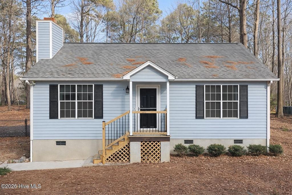 Photo of 164 Bridges Lane, Youngsville, NC 27596 (MLS # 100549618)