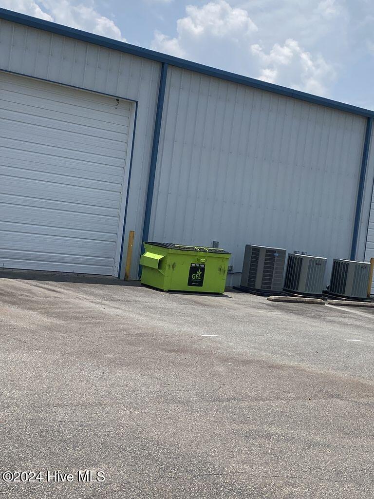 3205 Kitty Hawk Road